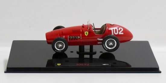 1/43 ferrari 500 f2 1952 (hotwheels elite)