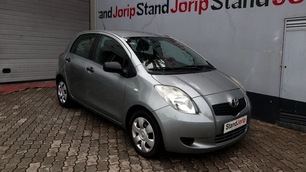 Toyota Yaris 1.3 VVT-i Sol High Pack
