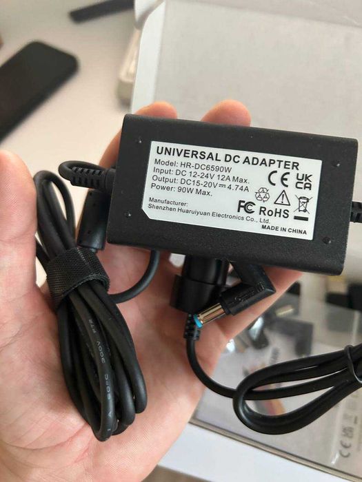 Універсальна зарядка для ноутбуків від прикурювача 12v