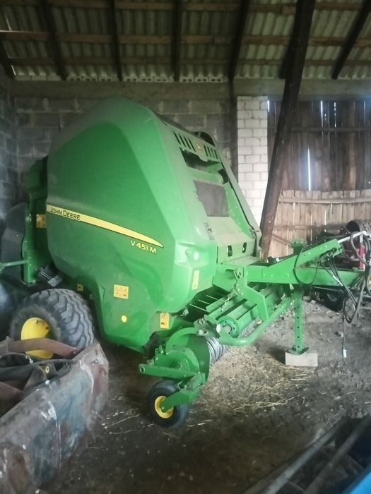 Prasa John Deere V451M 2018