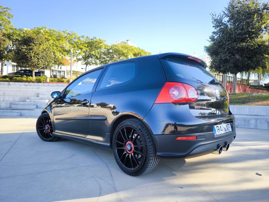 VW Golf GTI como novo