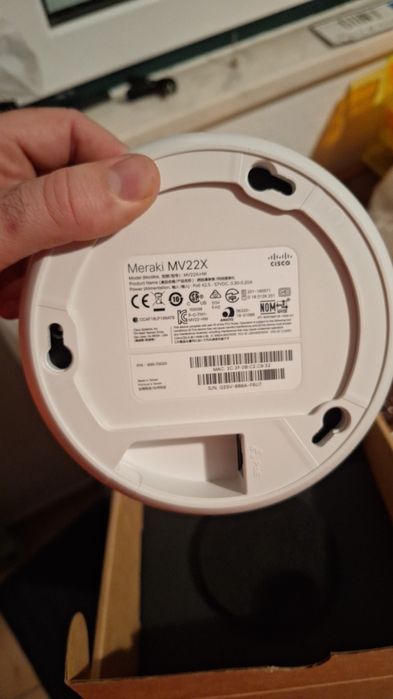 Router e Smart Security Camera Meraki