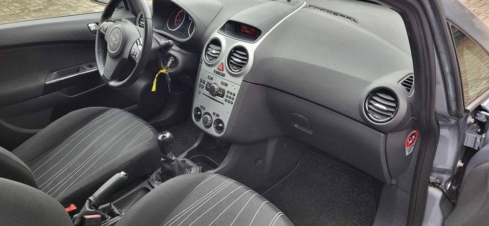 Opel Corsa D 1.2 16v
