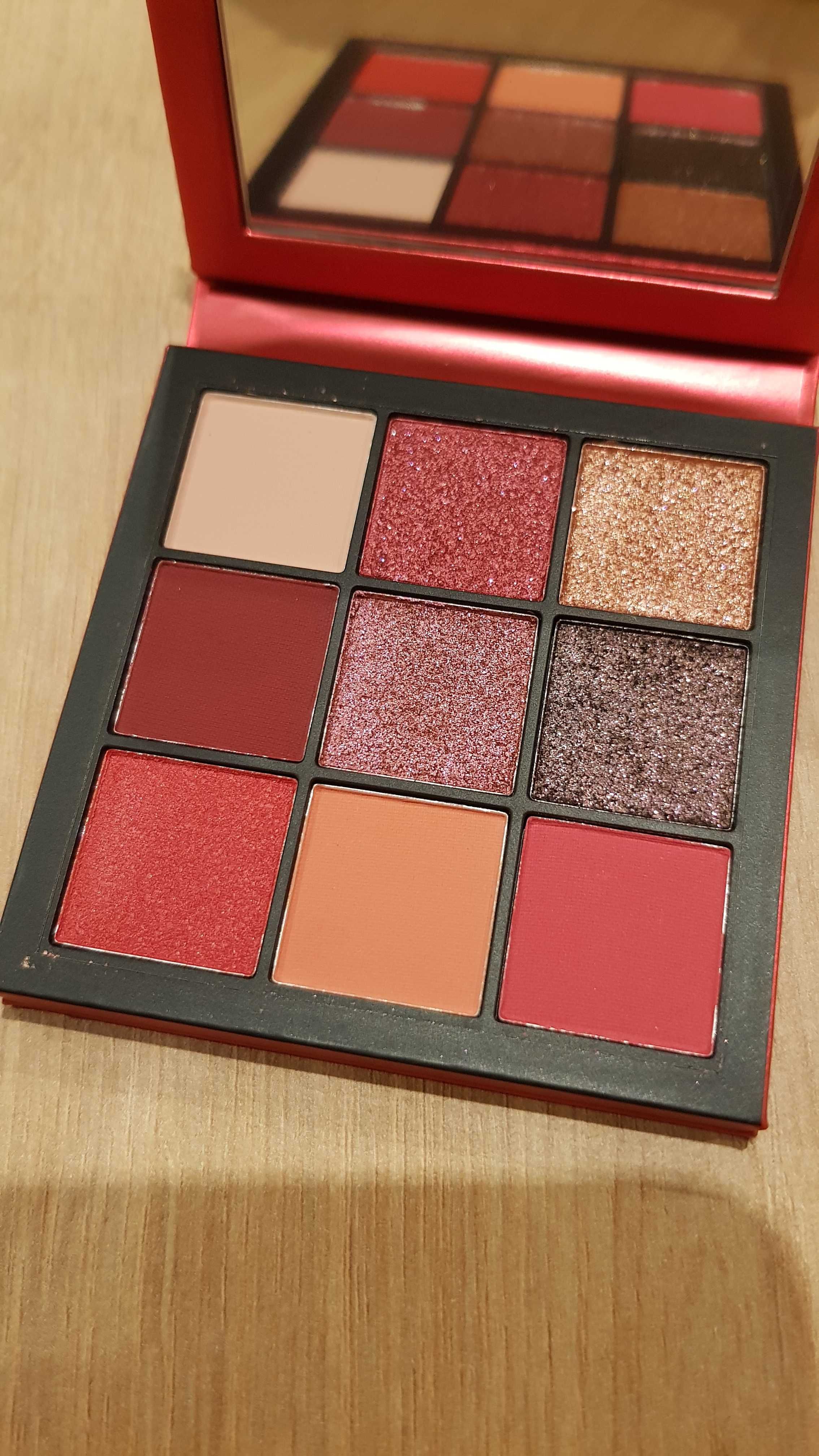 Huda Beauty Obsessions Eye Palette Ruby paleta