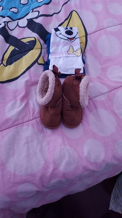 Roupa e calçado tudo por 15 €