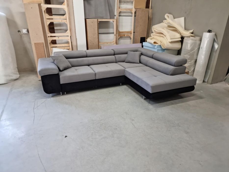Narożnik 275x202 cm  z funkcją spania I pojemnikiem