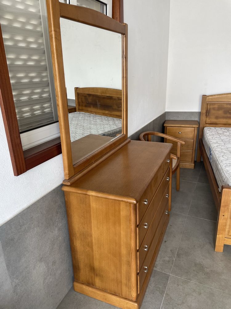 Conjunto mobilia quarto