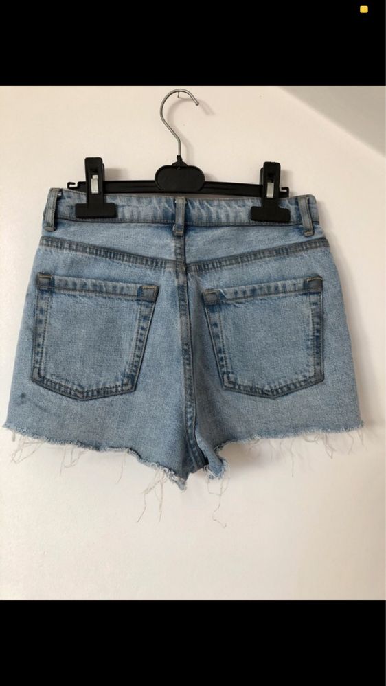 Dżinsowe szorty mom jeans z wysokim stanem Topshop