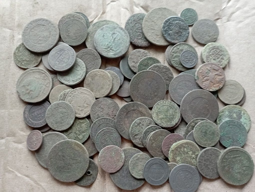 Старовинні монети копані не чищані 80 шт N2
