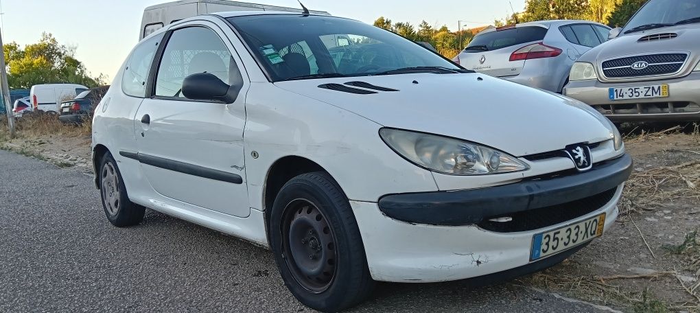 Peugeot 206 1.4hdi comercial(ler bem anuncio)