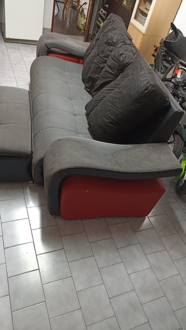 Sofá com chaise longue