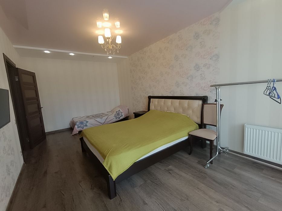 Иванова 20, Сдам посуточно 2 ком. Квартиру (с