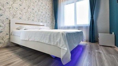 Кровать  с каркасным  матрасом
