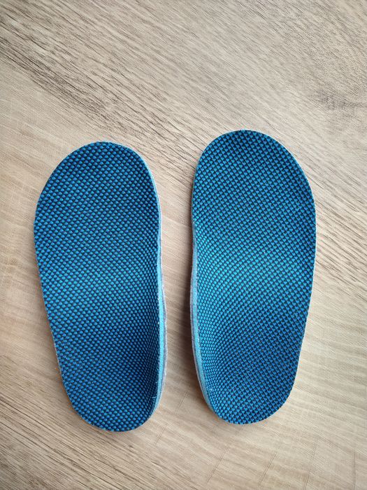 Устілки ортопедичні вальгусна стопа в дитяче взуття