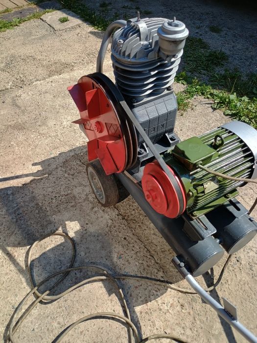 Продам компрессор со7б.