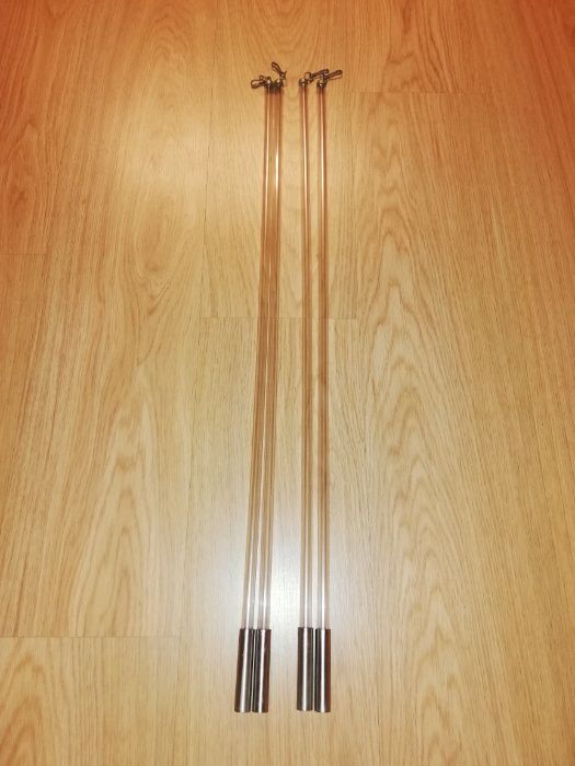 2 conjuntos de cortinados (organza + reposteiros + varões inox)