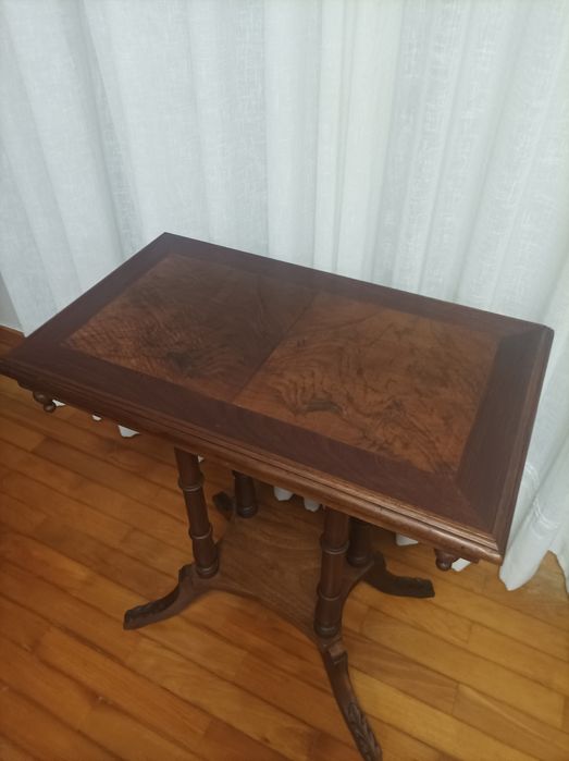 Mesa antiga de apoio alta restaurada estilo inglês