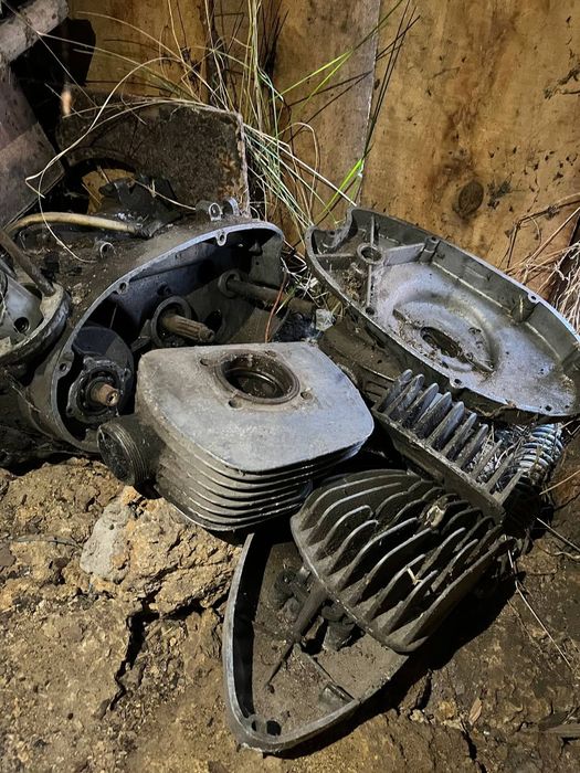 Двигун іж Юпітер 3 в розібраному стані