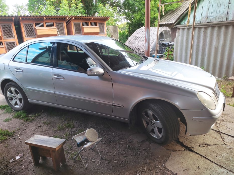 Продам мерс Е200-1.8компресор