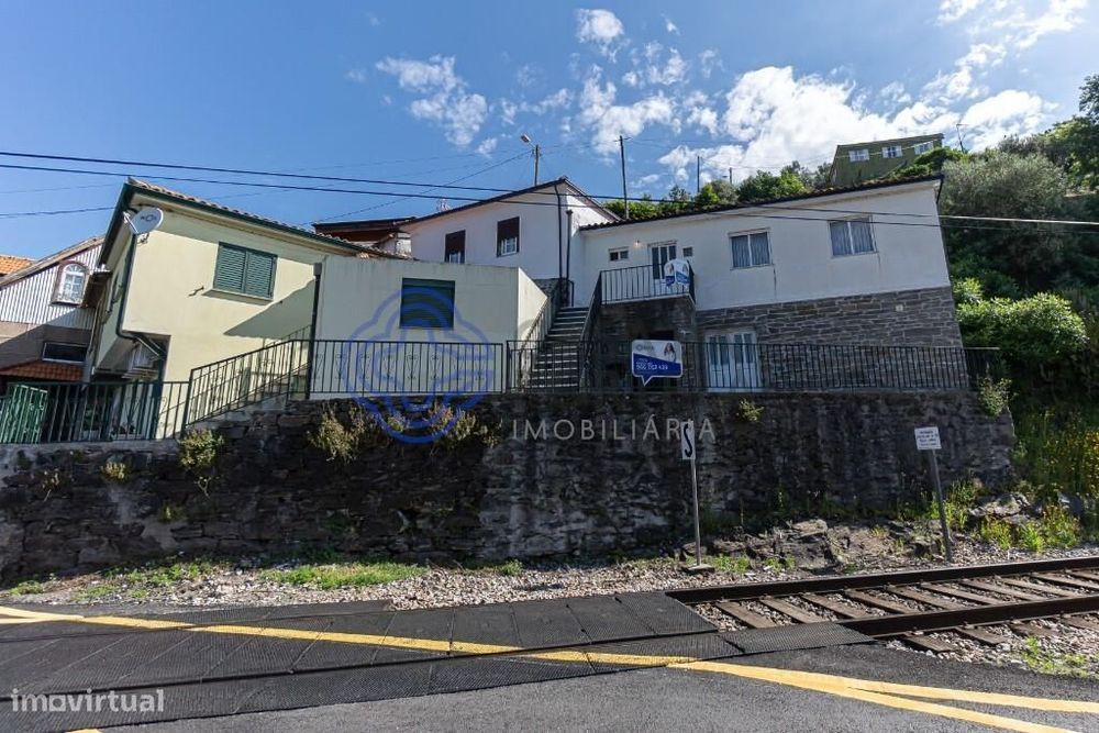 Moradia T2, Vila Marim, Mesão Frio