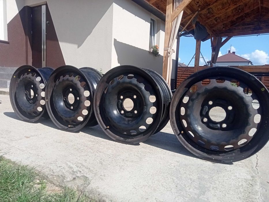 Felgi stalowe Mitsubishi