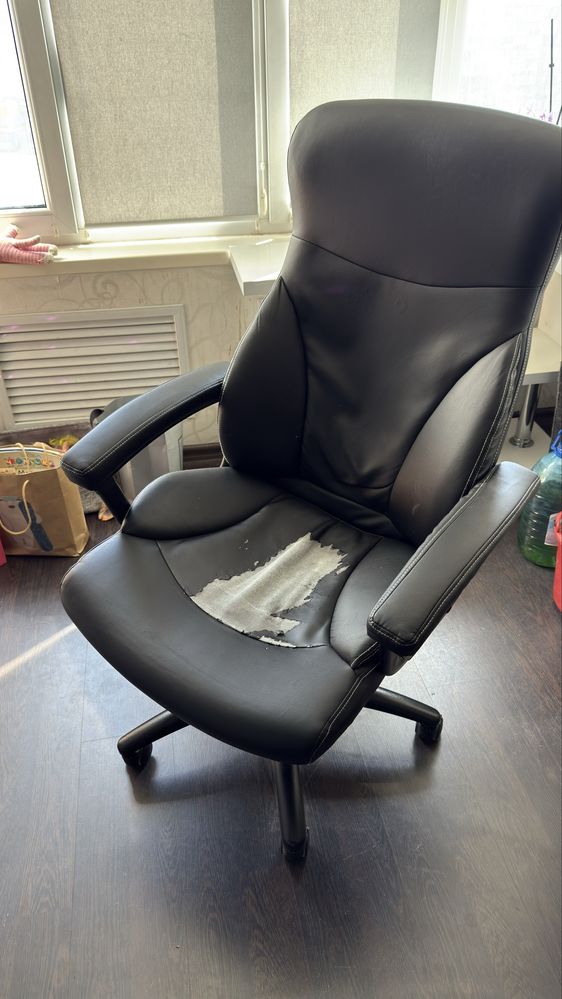 Крісло офісне TAMDRUP Memory foam чорний JUSK