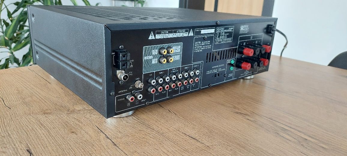 Kenwood kr-v6030 Amplituner