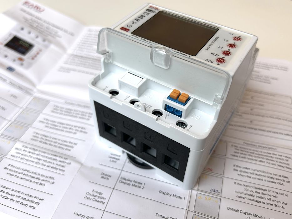 3-х фазный WiFi электросчётчик автомат до 100А с LCD дисплеем