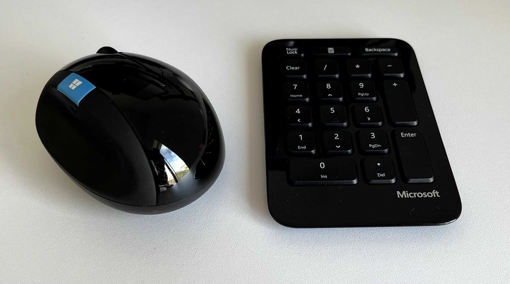 Microsoft Sculpt Ergonomic Desktop