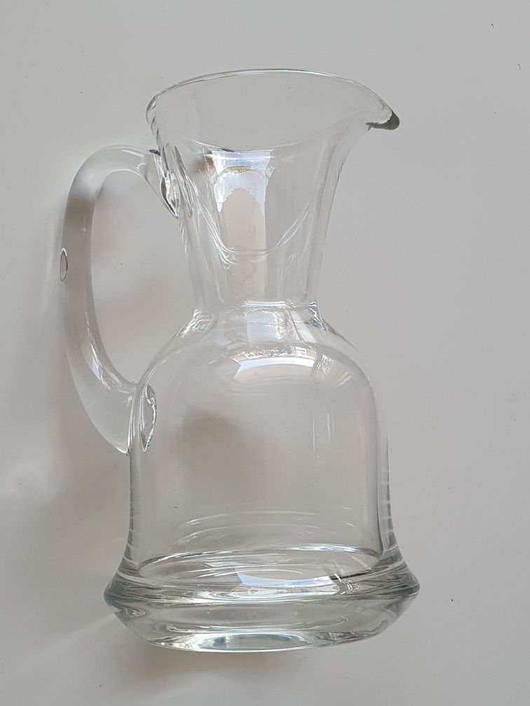 Dzbanek do wody, napojów, lemoniady szklany 0,7l, wysokość 20cm