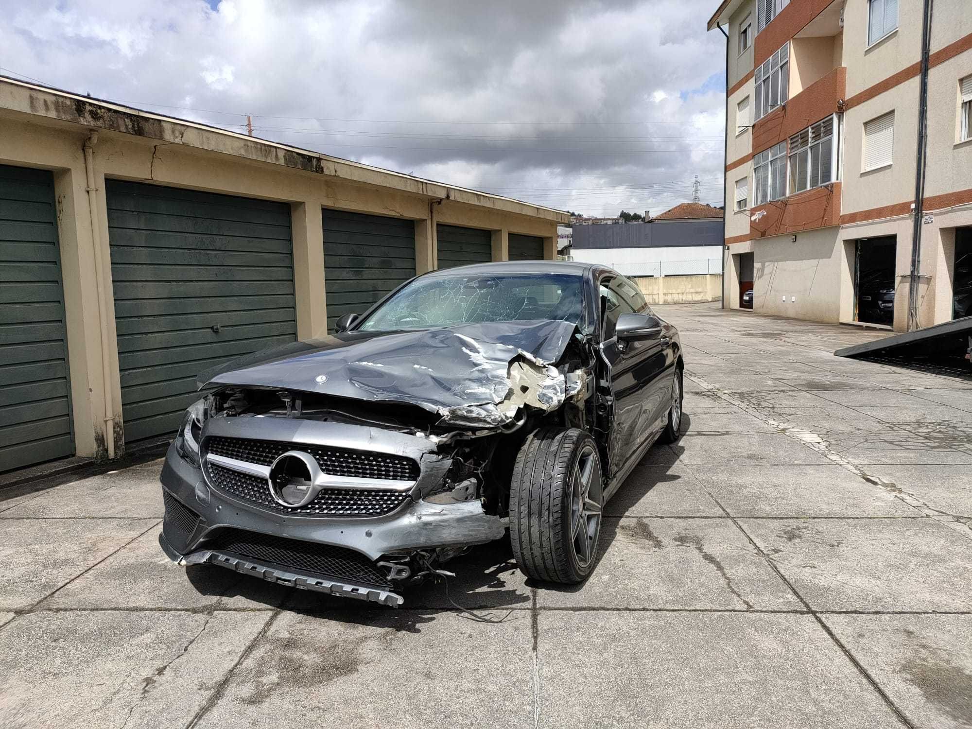 Mercedes-Benz classe c coupé c250 diesel cx. aut.