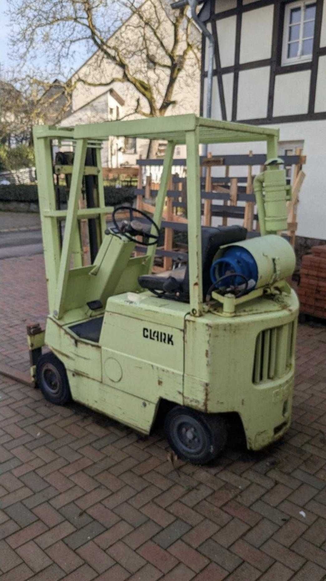 Wózek widłak Clark H500 Y60LPG 1500kg Paletowy