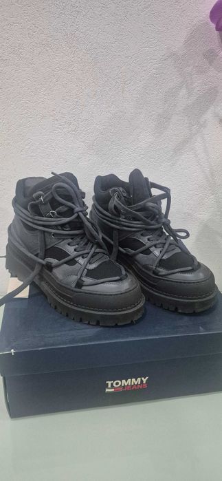 Черевики стильні жіночі