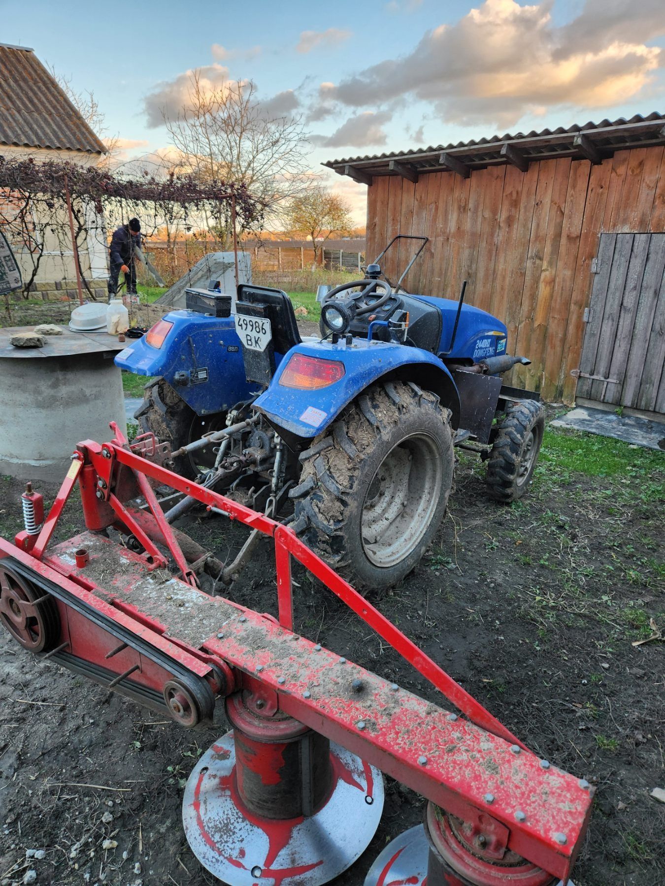 Продам трактор колісний + роторна косилка