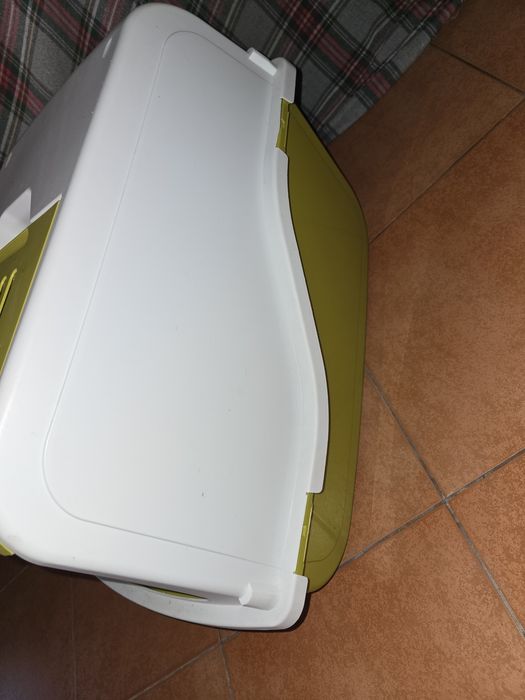 Wc / caixa de areia / casota para gato