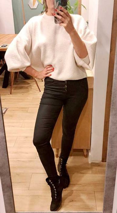 ZARA spodnie woskowane z guzikami r. S