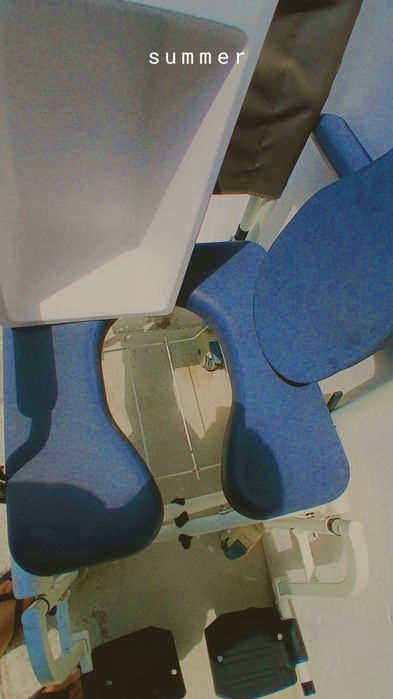 Cadeira de Rodas para Banho e Sanita