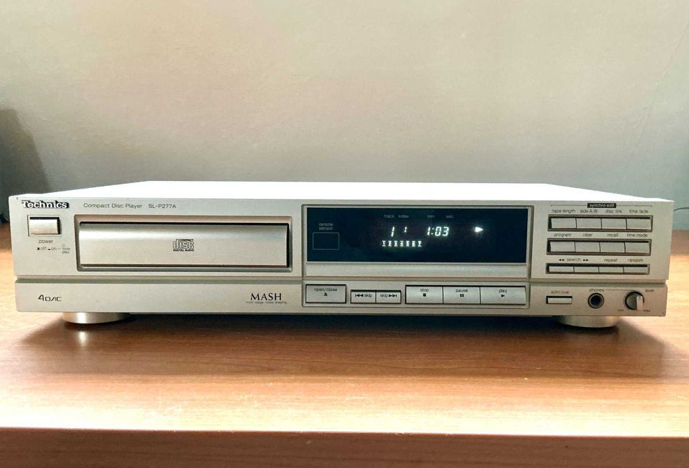 Technics - SL-P277A - Silver/Champagne Leitor de CD