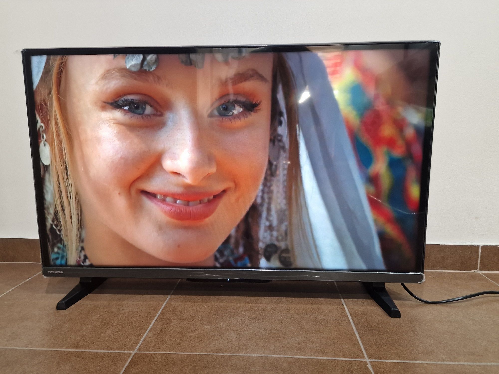 Tv TOSHIBA 32 cale ANDROID Nowy Smart tv System T2