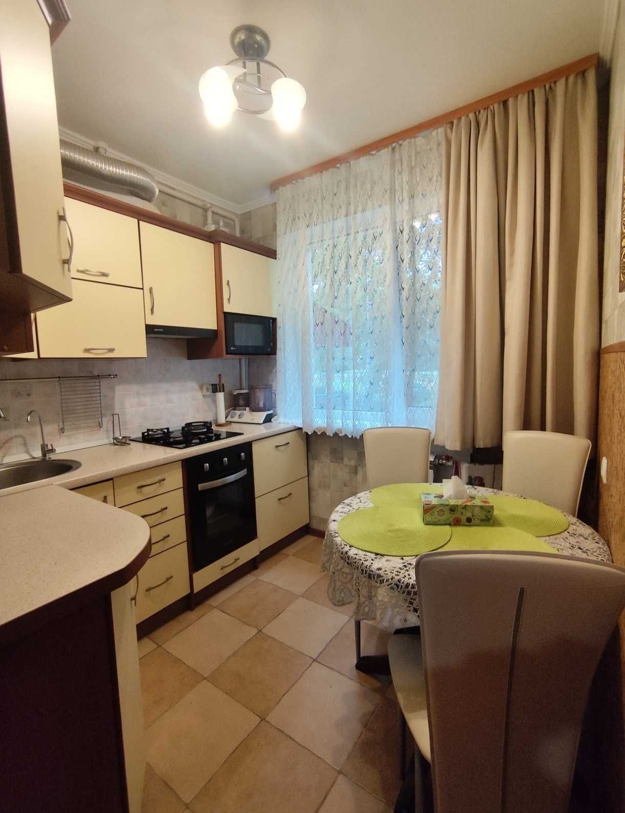 № 13705 - 2 к. квартира, Богунія, просп. Миру, 1/5 пов., панель, 44 м2