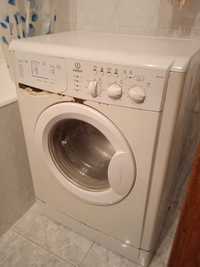 Стиральная машина автомат Indesit WISL 105 X (5 кг)