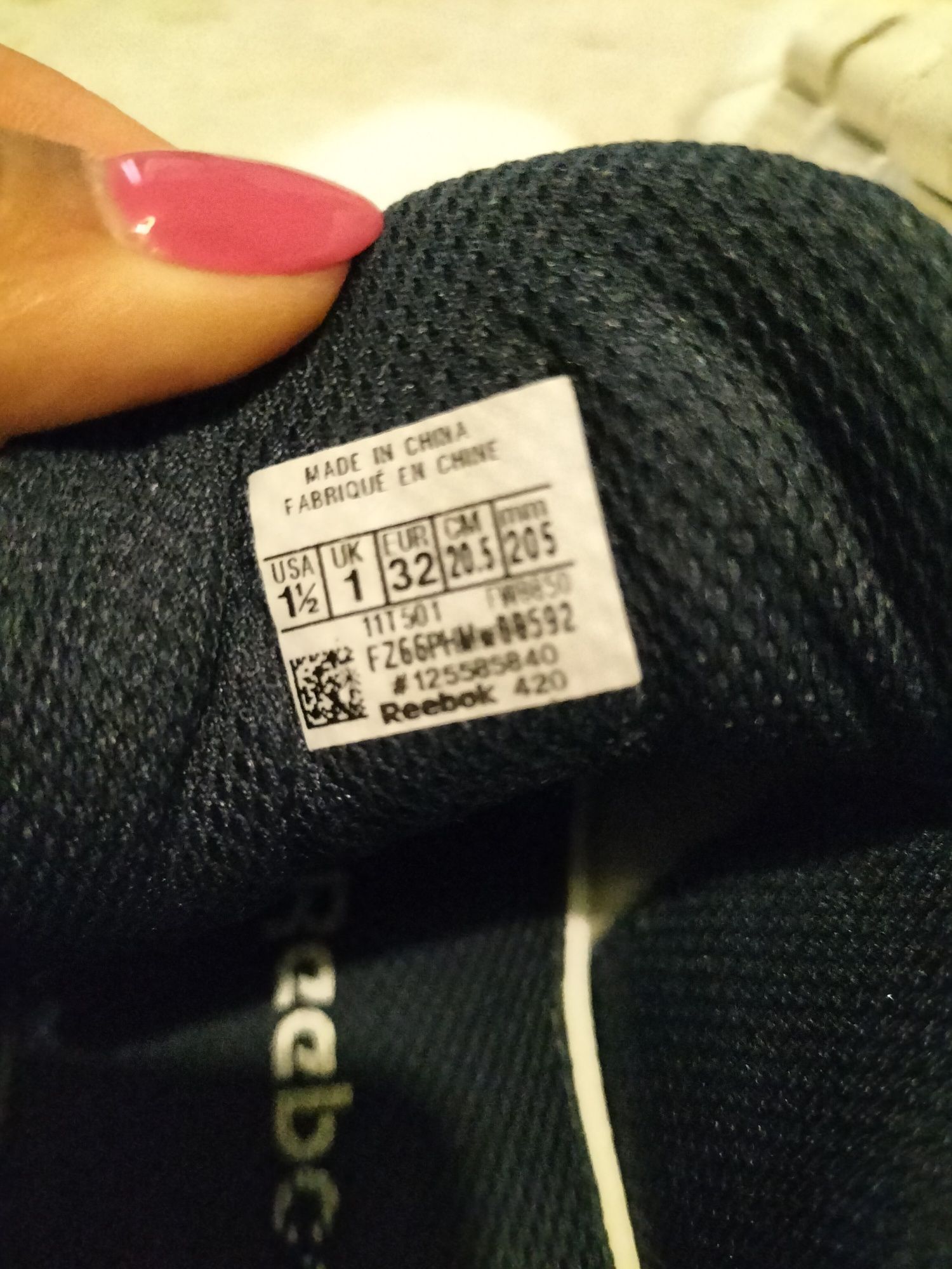 Sapatilhas Reebok T32