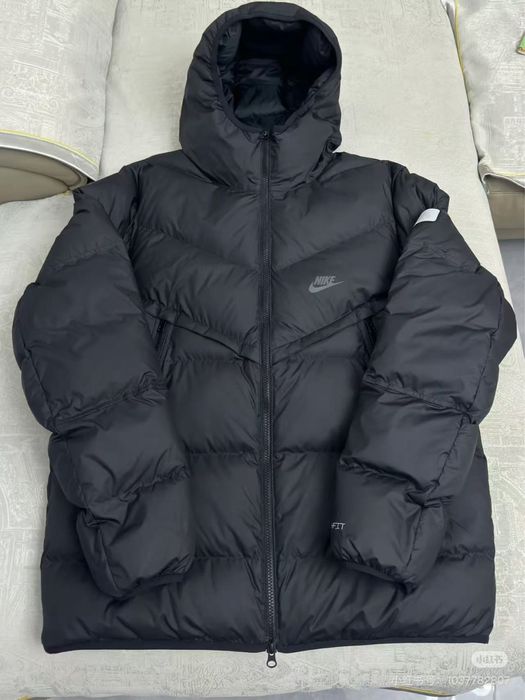 Пуховик Nike Storm-Fit