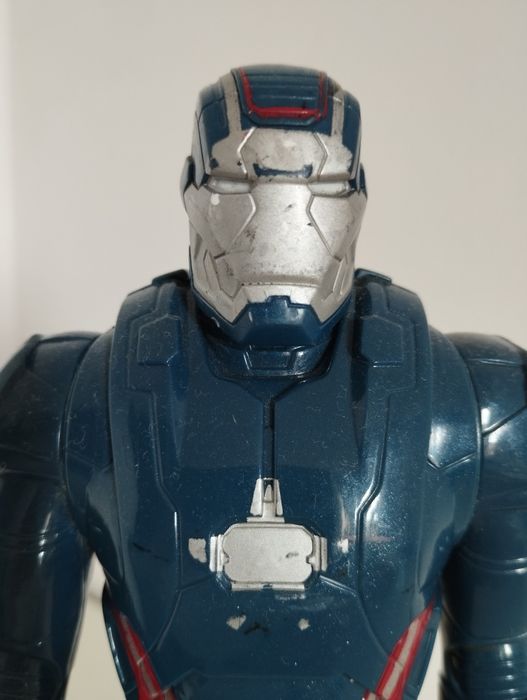 Homem de Ferro azul.