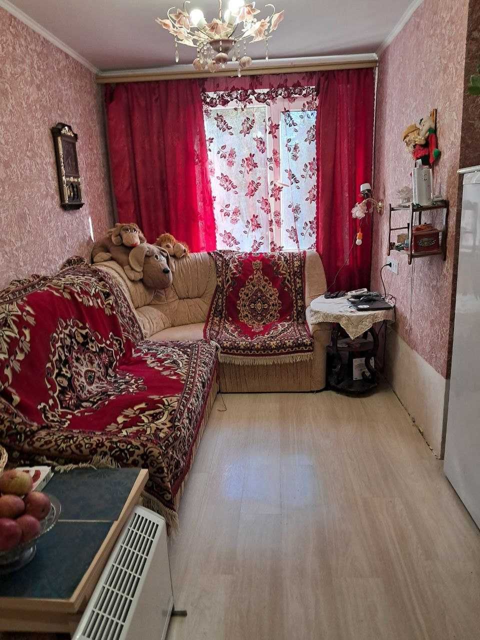 Продається, або ж міняється на 1-кімнатну з доплатою