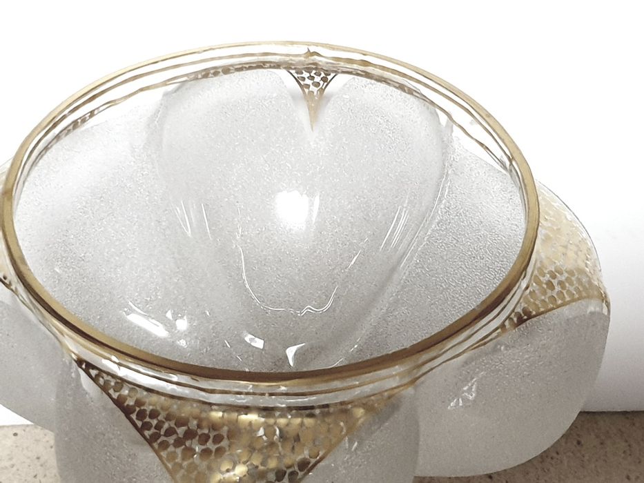 Magnífica rara antiga floreira em vidro dourado à mão