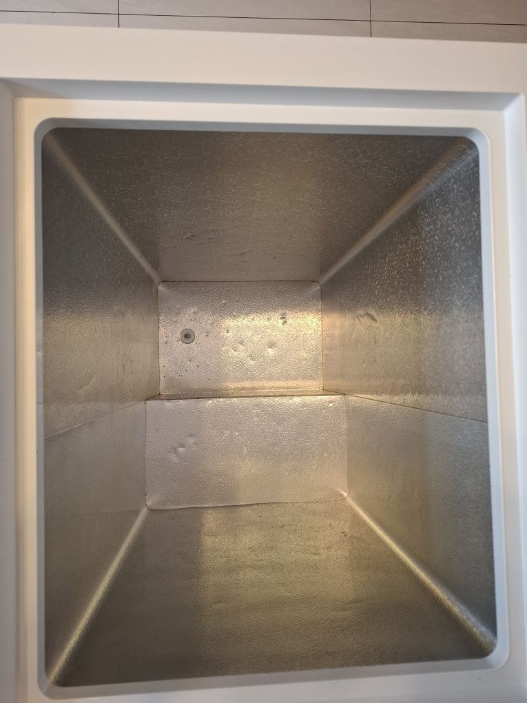 Zamrażalka skrzyniowa Candy Hoover CCHH 100