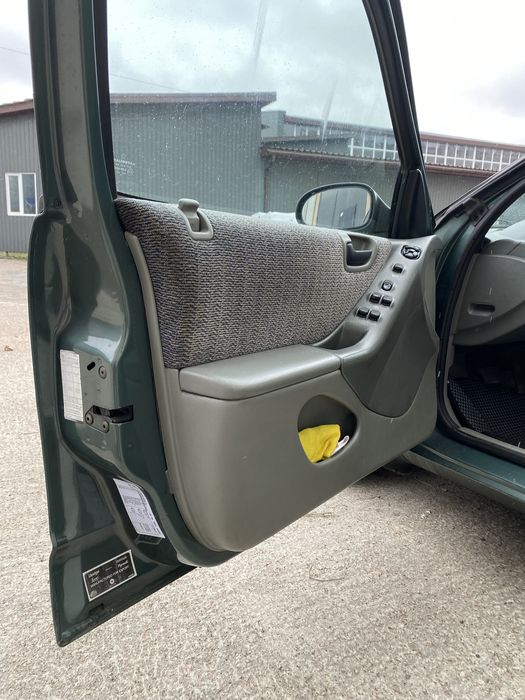 Chrysler Stratus LE 2.0