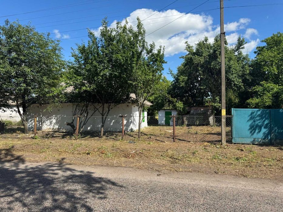 Будинок з газом, світлом, садом, 30 соток, 74 км - Київ, асфальт