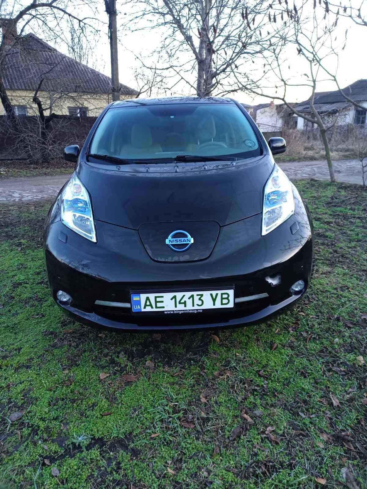 Nissan leaf 2011 ze